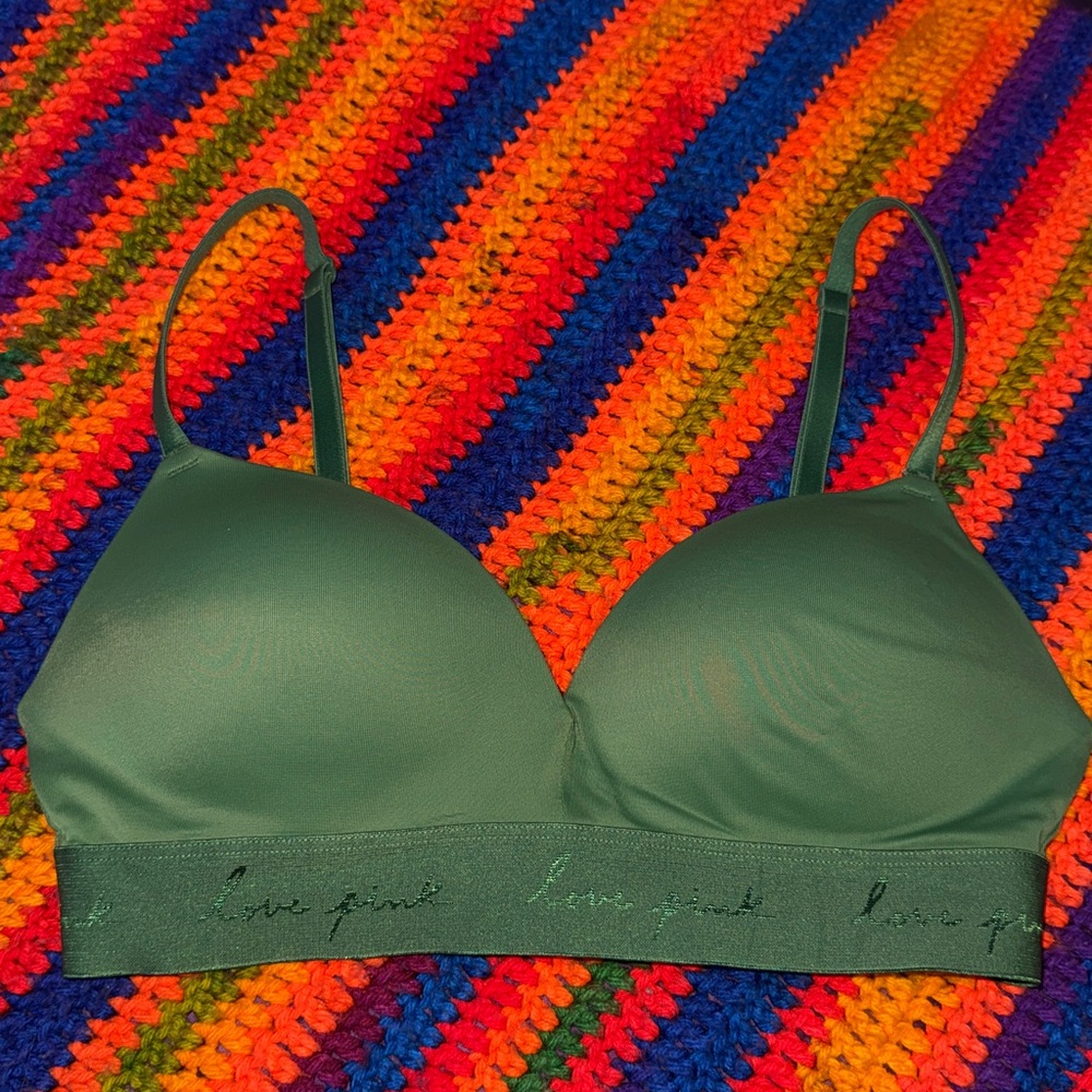 PINK Victoria's Secret Light Push-Up Bra